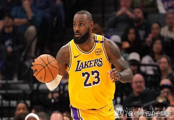 詹姆斯巧妙助攻 里夫斯三分精准命中